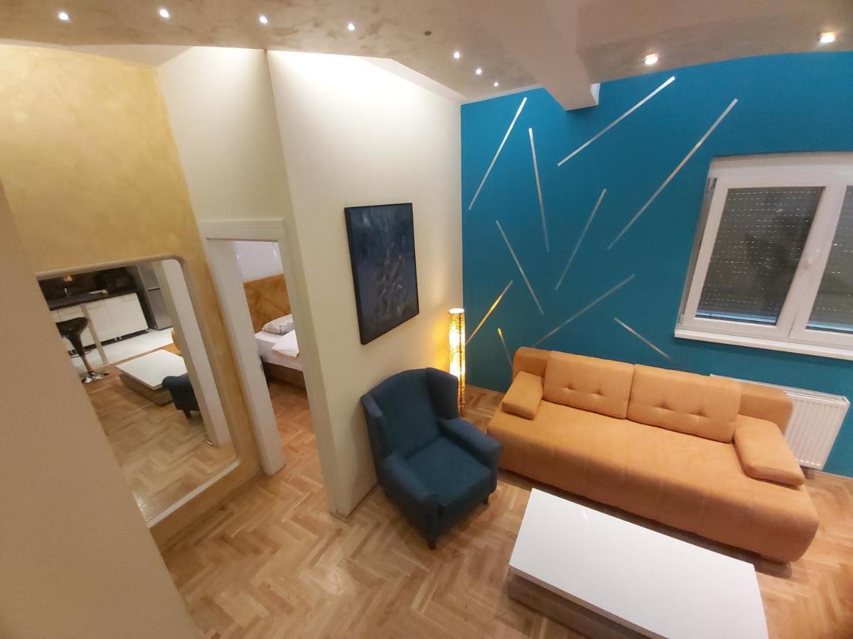 Apartment Nikirent Banja Luka Exteriör bild
