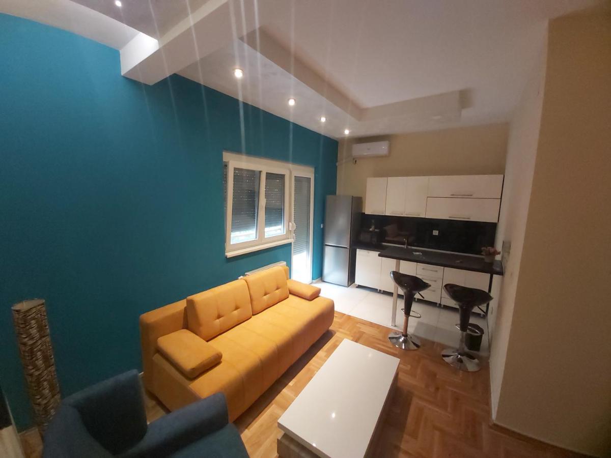 Apartment Nikirent Banja Luka Exteriör bild