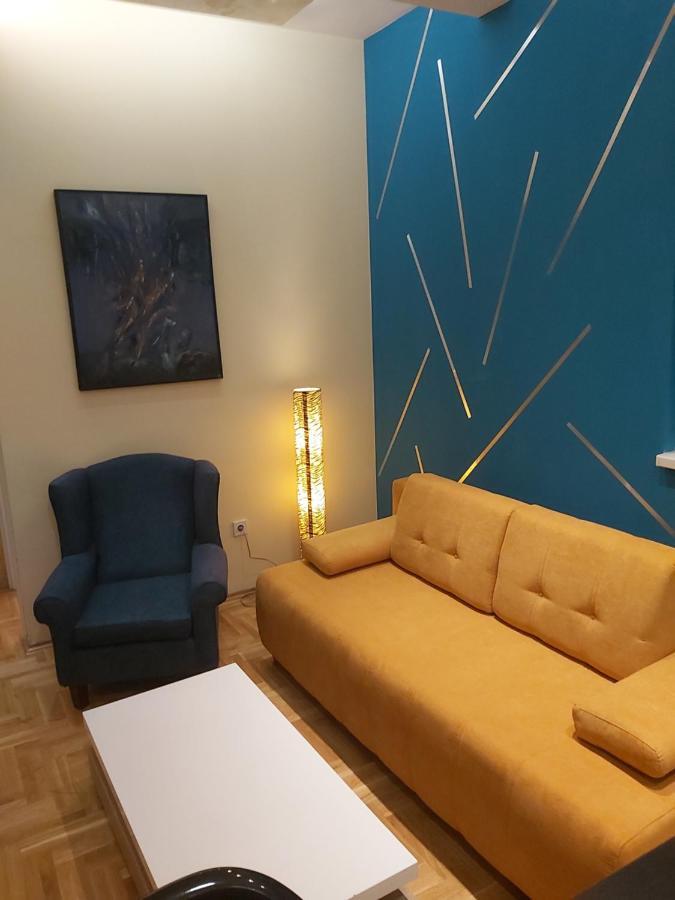 Apartment Nikirent Banja Luka Exteriör bild